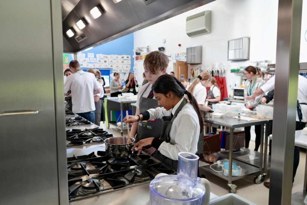 687197D3 633D 4E1A A39D F4467680543F 1 105 C